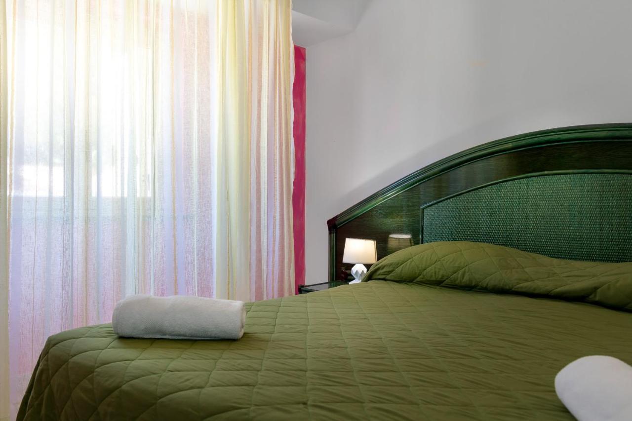 Hotel Villaggio Stromboli Santa Domenica  Buitenkant foto